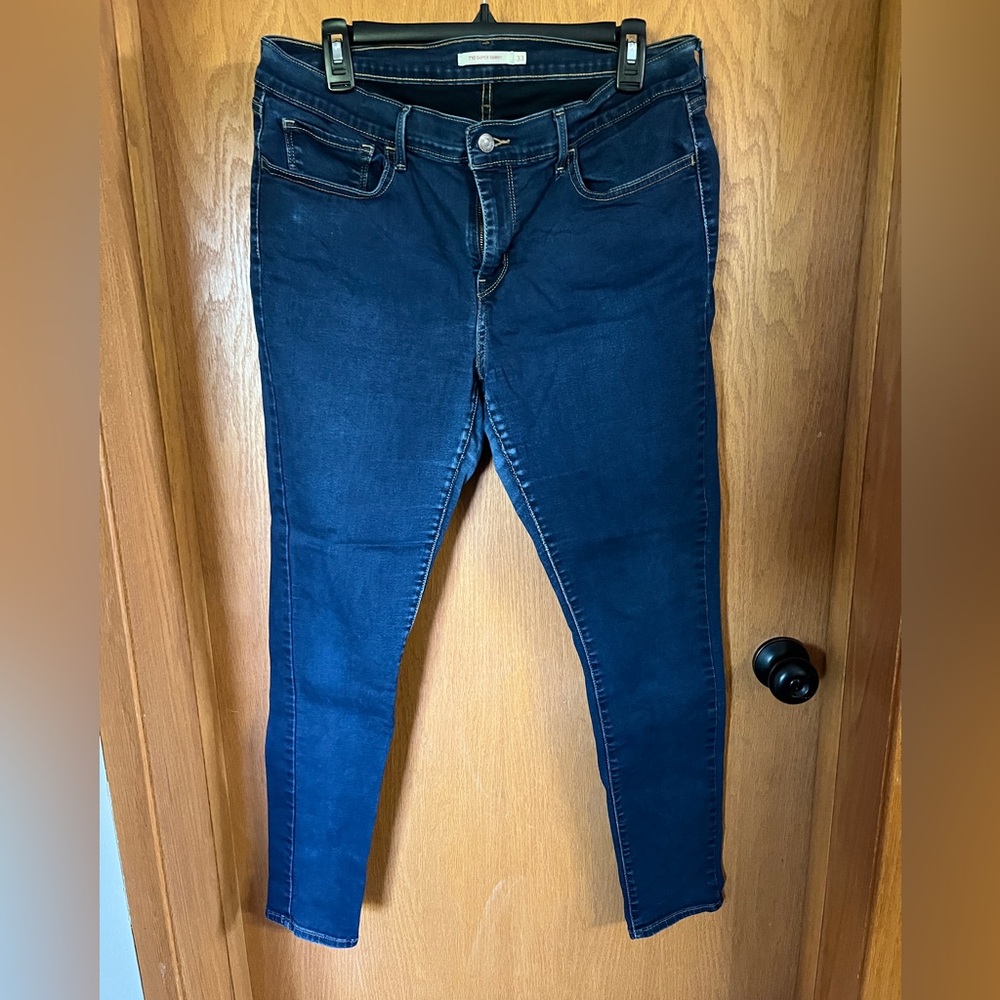Levi’s Skinny Jeans
